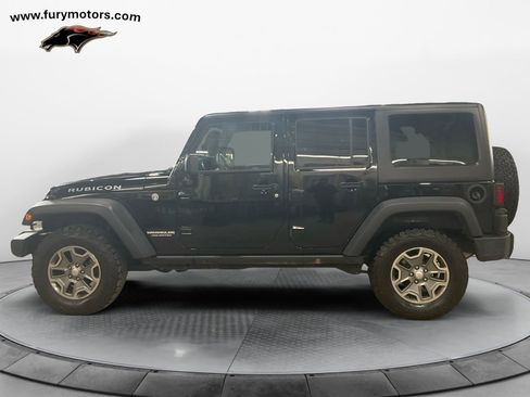 Used 2017 Jeep Wrangler Unlimited Rubicon w/ Cold Weather Group image 6