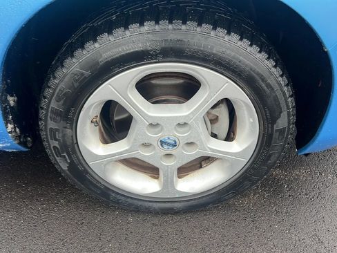 Used 2011 Nissan Leaf SL image 28