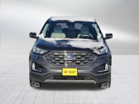 Used 2019 Ford Edge Titanium w/ Cold Weather Package image 2