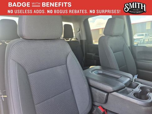 Used 2022 GMC Sierra 2500 Pro w/ Convenience Package AWD/4WD image 11