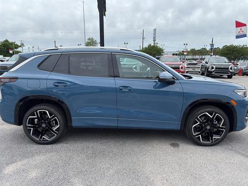 New 2026 Volkswagen Tiguan SEL R-Line AWD/4WD image 4