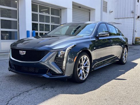Used 2025 Cadillac CT5 Sport w/ Technology Package RWD image 4