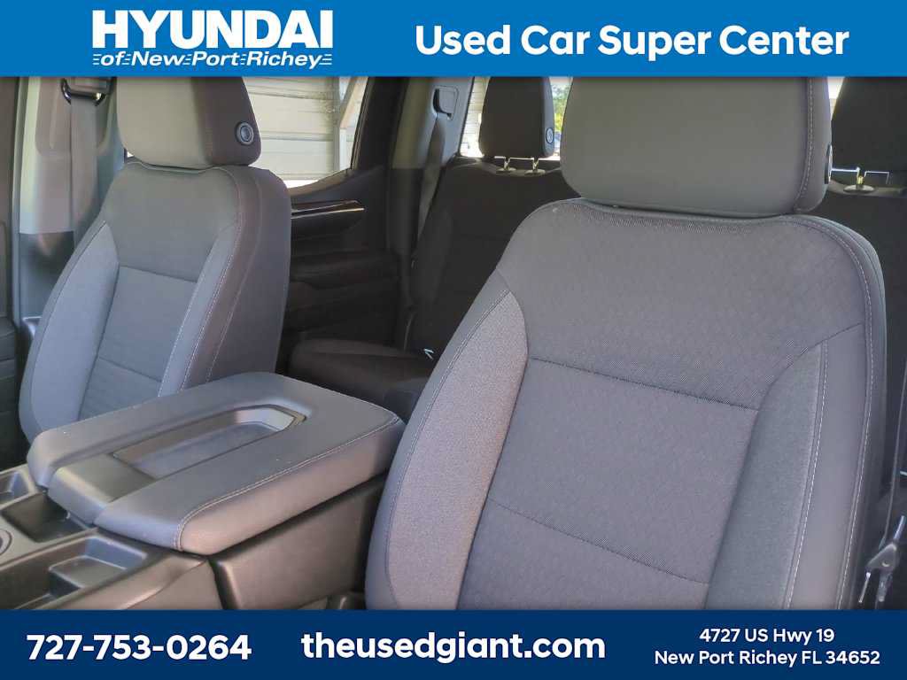 Used 2024 Chevrolet Silverado 1500 LT AWD/4WD image 7