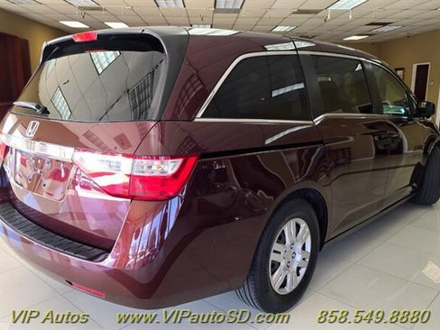 Used 2012 Honda Odyssey LX image 4