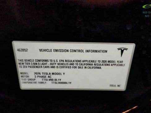 Used 2026 Tesla Model Y 2WD image 80