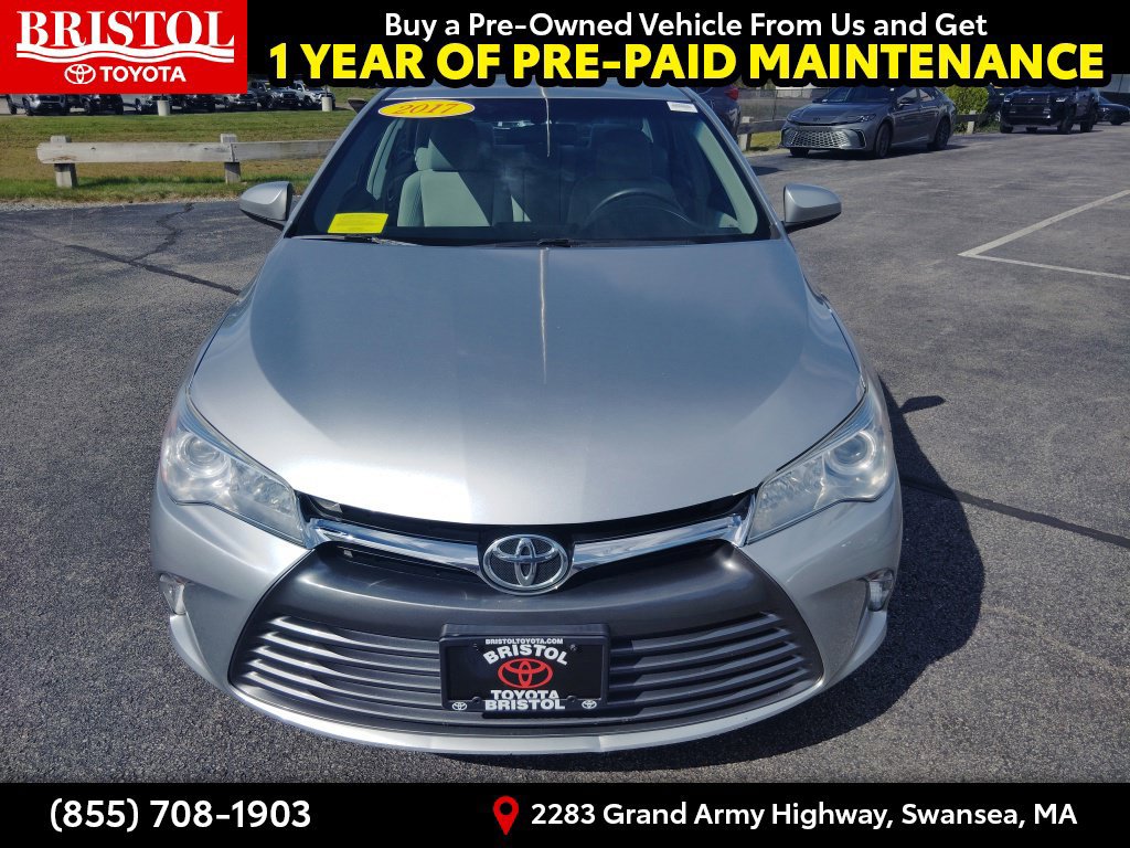 Used 2017 Toyota Camry LE FWD image 2