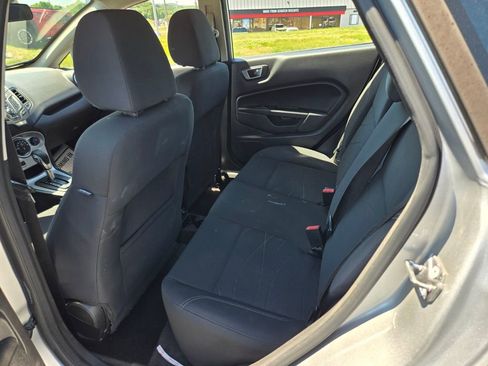 Used 2015 Ford Fiesta SE FWD image 8