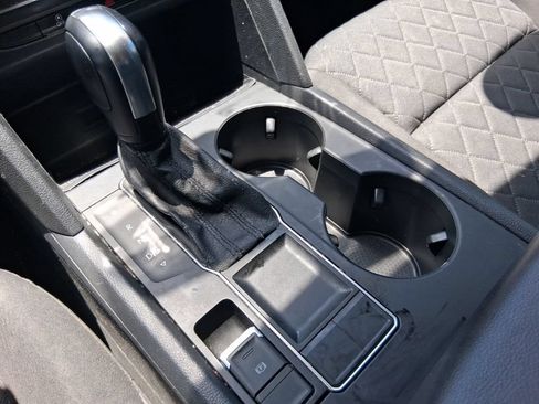 Used 2019 Volkswagen Atlas S FWD image 29