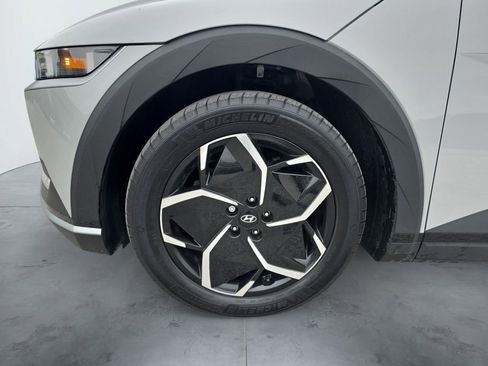 Certified 2024 Hyundai Ioniq 5 SEL AWD/4WD image 14