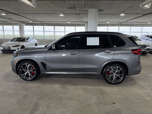 Used 2026 BMW X5 xDrive50e w/ M Sport Package AWD/4WD image 5