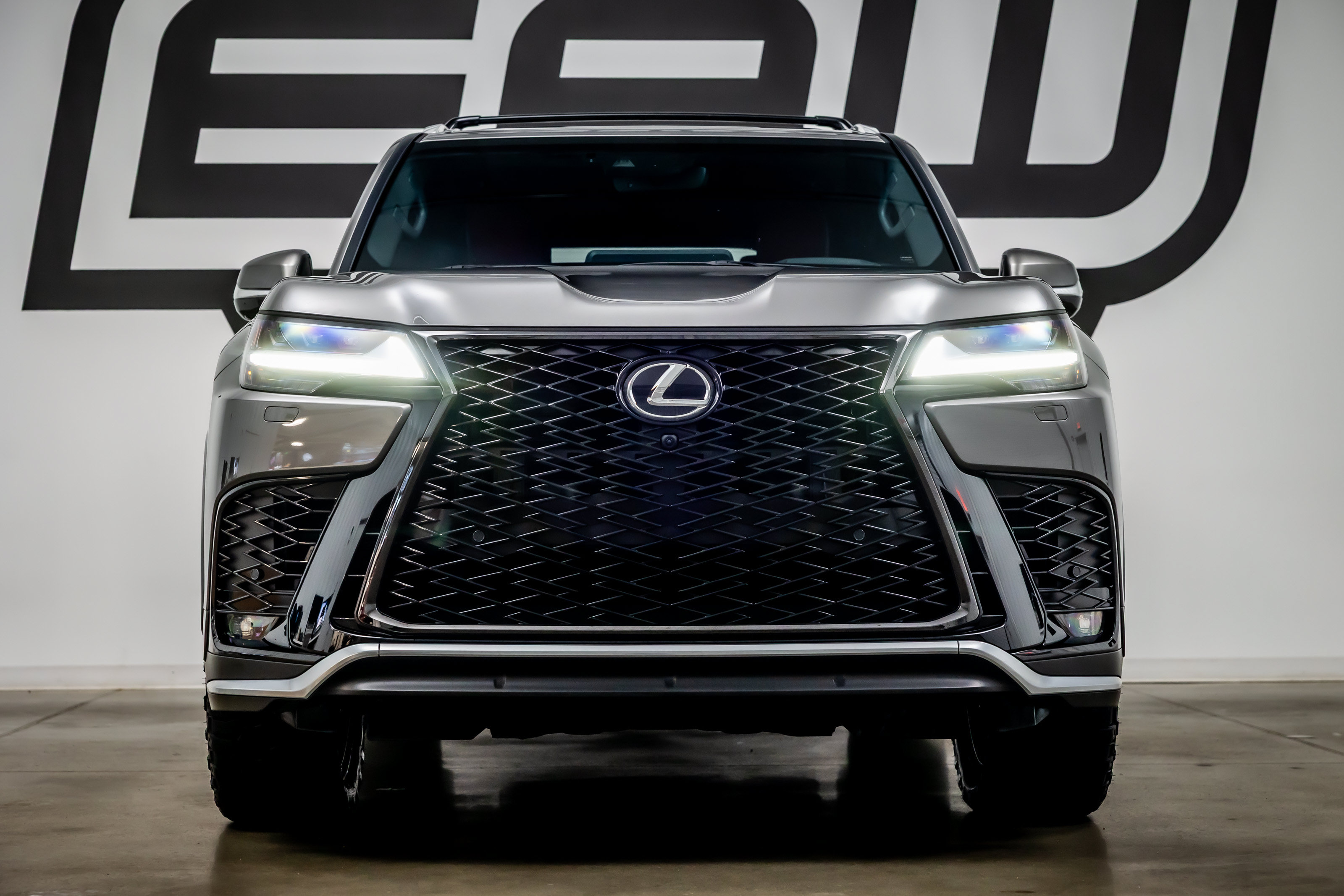 Used 2024 Lexus LX 600 F Sport AWD/4WD image 4
