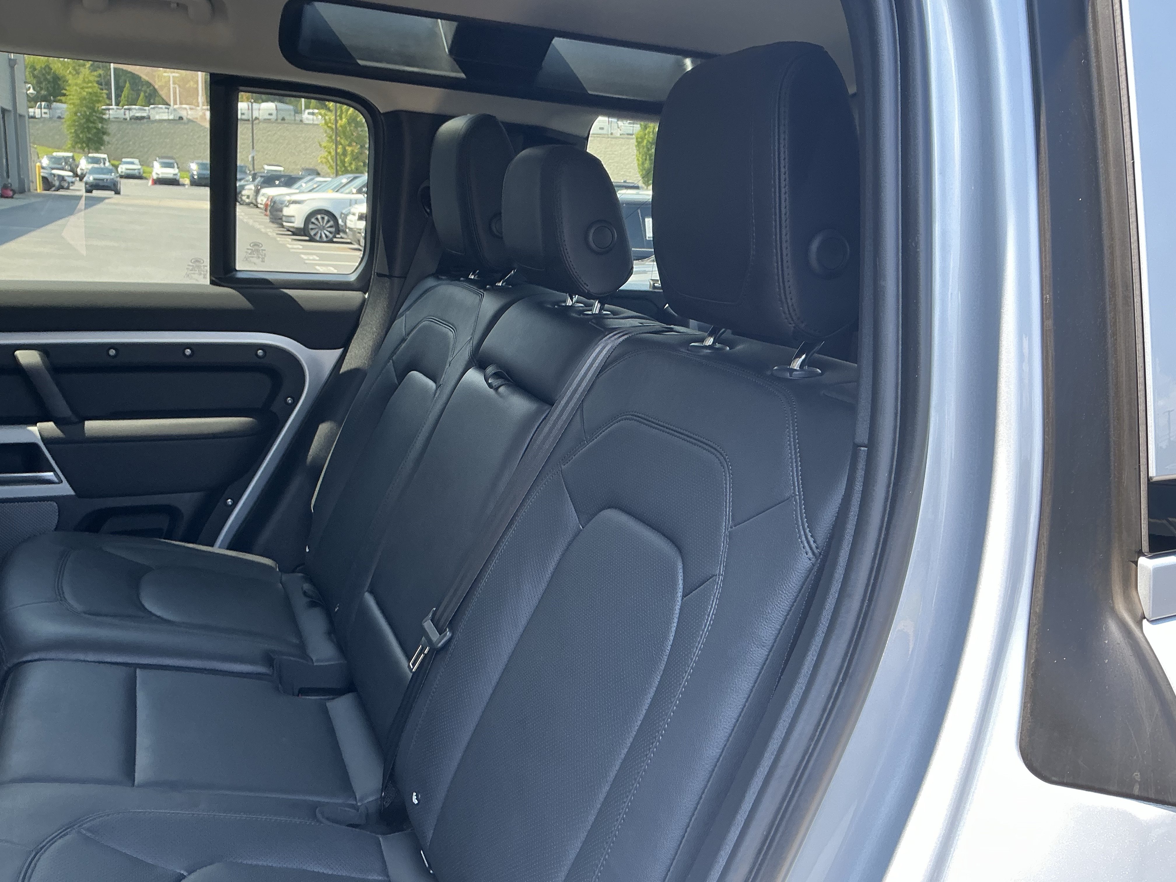 Certified 2024 Land Rover Defender 110 S AWD/4WD image 29