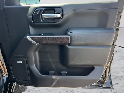 Used 2020 GMC Sierra 1500 Denali w/ Denali Ultimate Package AWD/4WD image 40