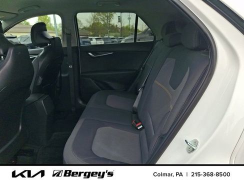 Certified 2024 Kia Niro LX FWD image 12