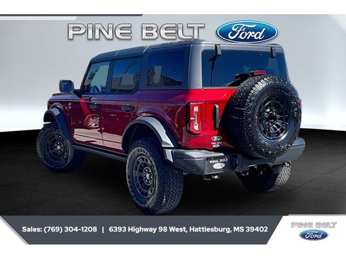 New 2026 Ford Bronco Badlands AWD/4WD image 2