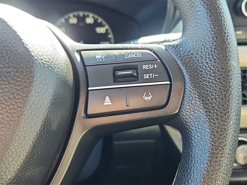 Certified 2023 Honda HR-V LX image 20