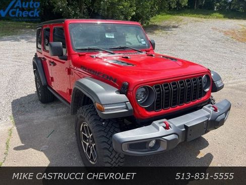 Used 2024 Jeep Wrangler Unlimited Rubicon AWD/4WD image 2