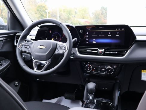 New 2026 Chevrolet TrailBlazer LT w/ Convenience Package image 27