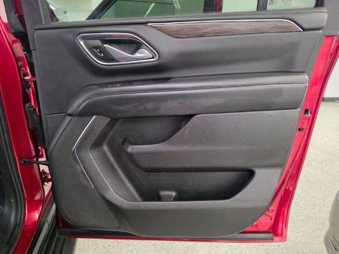 Used 2022 Chevrolet Suburban LS w/ Driver Alert Package AWD/4WD image 31