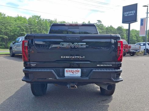 Used 2024 GMC Sierra 2500 Denali Ultimate AWD/4WD image 5