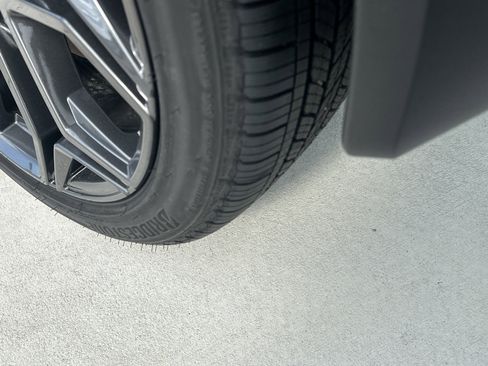 New 2026 Nissan Kicks SR image 6