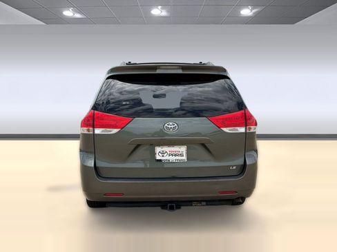 Used 2013 Toyota Sienna LE FWD image 10