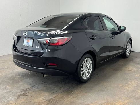 Used 2016 Scion iA FWD image 4