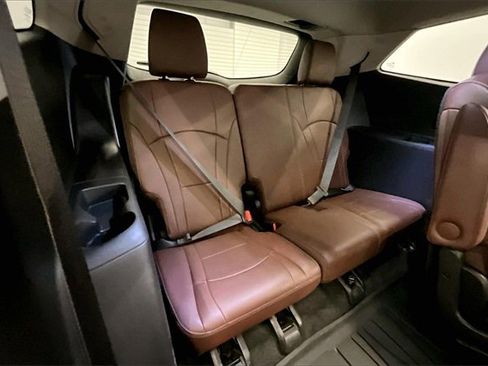 Used 2021 Buick Enclave Avenir image 29