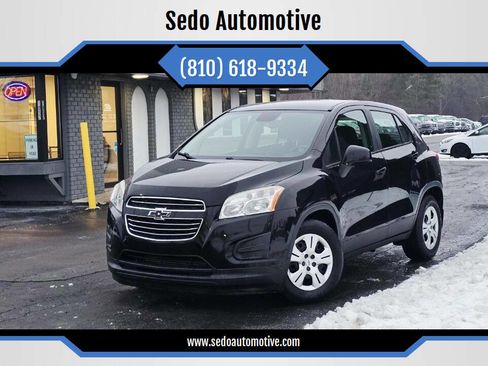 Used 2016 Chevrolet Trax LS FWD image 1