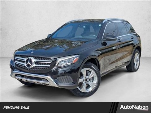 Used 2018 Mercedes-Benz GLC 300 image 1