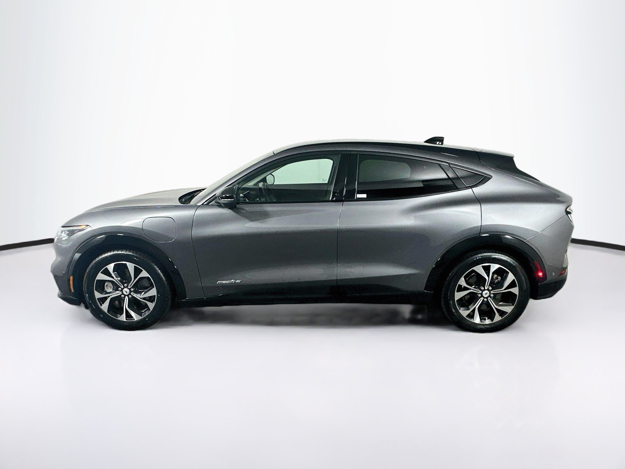 Used 2023 Ford Mustang Mach-E Premium RWD image 4