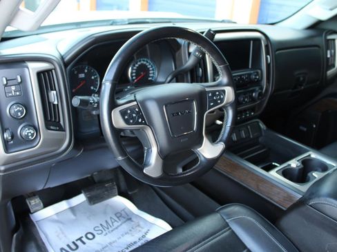 Used 2019 GMC Sierra 3500 Denali w/ Duramax Plus Package image 12