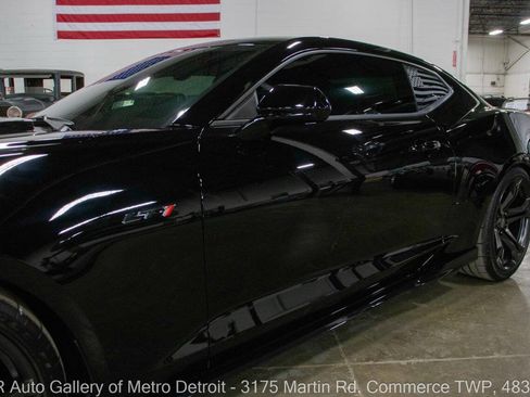 Used 2021 Chevrolet Camaro LT w/ RS Package RWD image 21