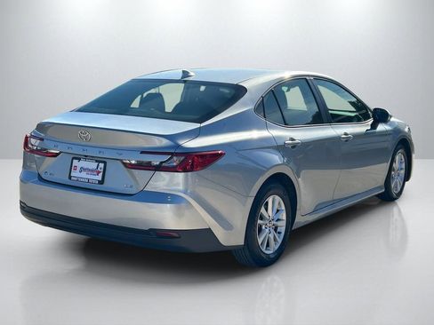 Certified 2025 Toyota Camry LE FWD image 5