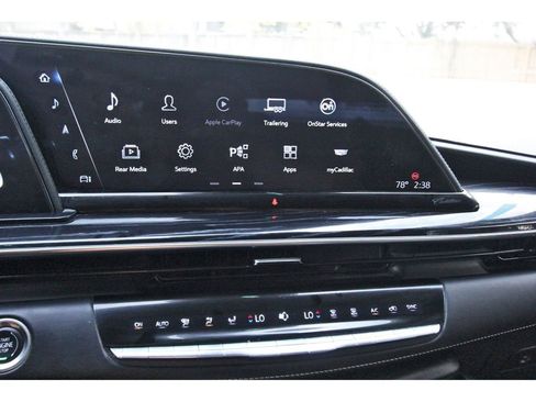 Used 2023 Cadillac Escalade ESV V image 10