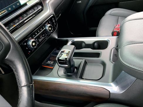 Used 2023 GMC Sierra 1500 SLT w/ SLT Convenience Package image 14