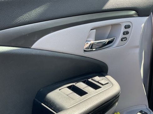 Used 2022 Honda Pilot Special Edition image 12