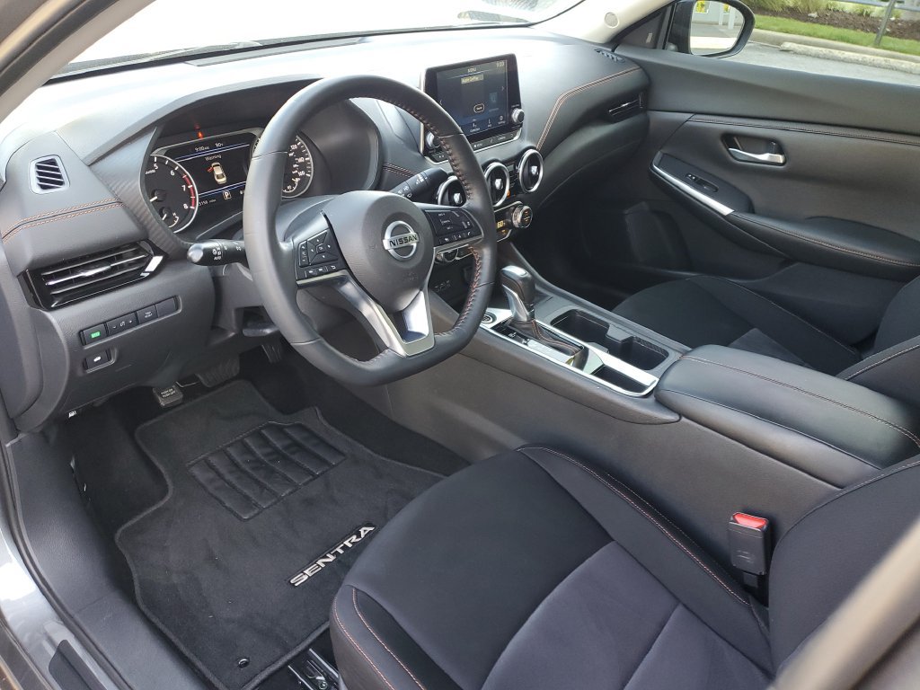 Certified 2023 Nissan Sentra SR w/ Trunk Package FWD image 22