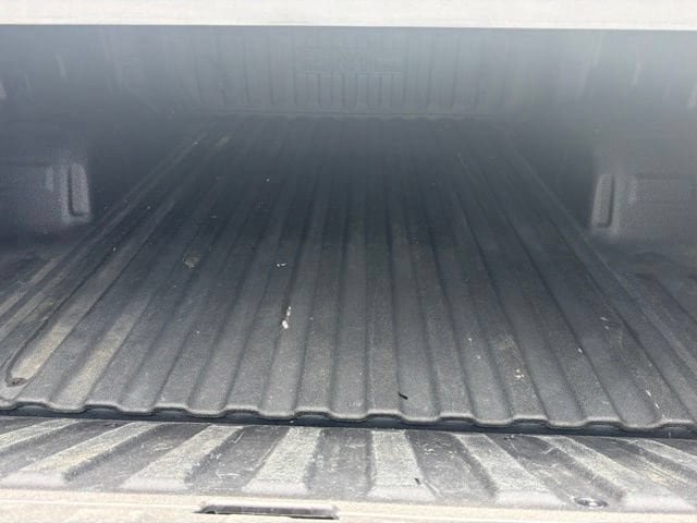 Used 2019 GMC Sierra 1500 SLT w/ SLT Premium Plus Package AWD/4WD image 10
