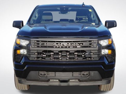 Used 2023 Chevrolet Silverado 1500 Custom w/ Rally Edition AWD/4WD image 2