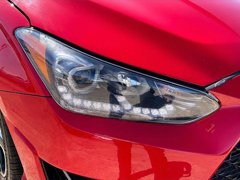 Used 2021 Hyundai Veloster N image 30