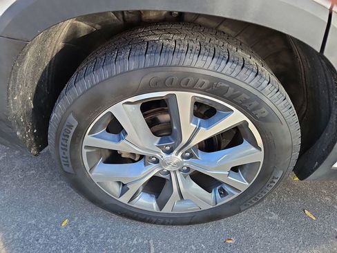 Used 2020 Hyundai Palisade SEL w/ Convenience Package image 7