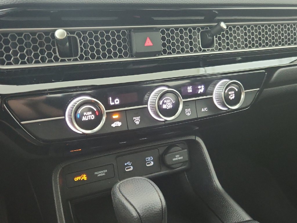 Used 2025 Honda Civic LX image 27