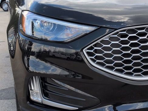 Certified 2024 Ford Edge SEL w/ Convenience Package image 10