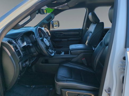Used 2020 RAM 1500 Limited w/ Body Color Bumper Group image 9