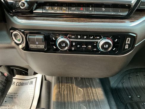 Certified 2025 GMC Sierra 2500 SLE AWD/4WD image 17