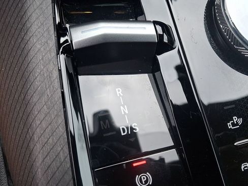 Used 2025 BMW X3 xDrive30i w/ Premium Package image 16