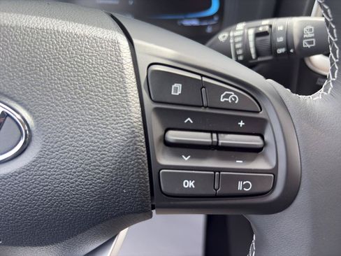 New 2026 Hyundai Venue SEL FWD image 15