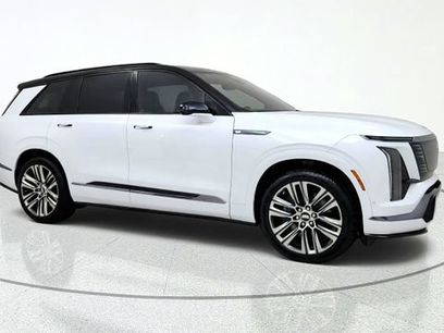 Used 2026 Cadillac Vistiq Platinum w/ LPO, Floor Liner Package
