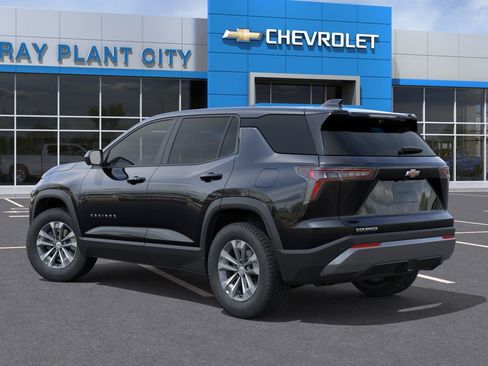 New 2026 Chevrolet Equinox LT w/ Safety and Technology Package FWD image 3